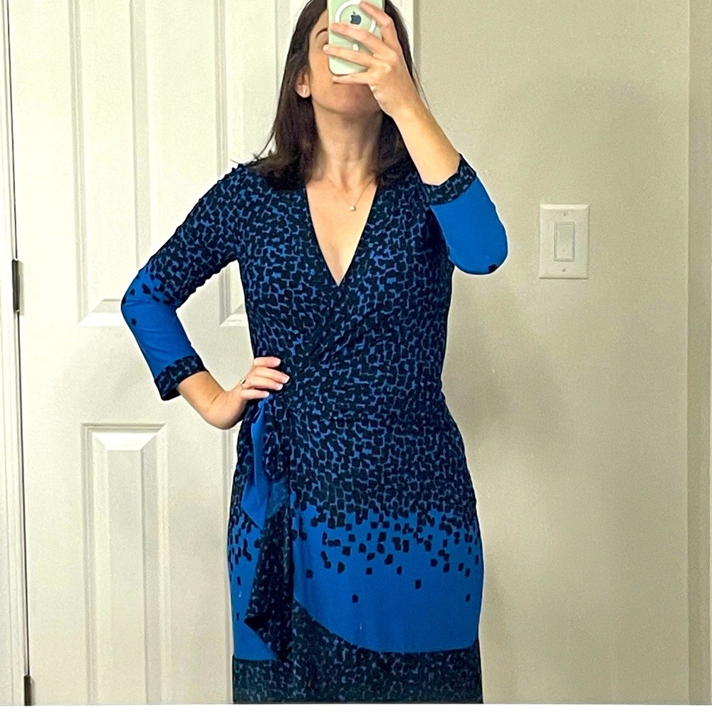 BCBGMaxazria Stretch Wrap Dress XS
